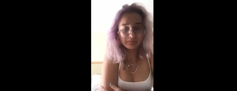 Naz Elbir otel odasında arkadaşıyla yayın açtı ifşa