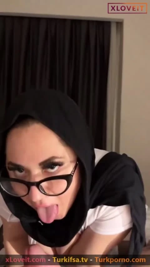 Hazal Kılınç sakso videosu