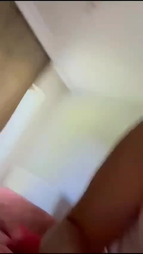 Türbanlı sevgilisini azdırıyor